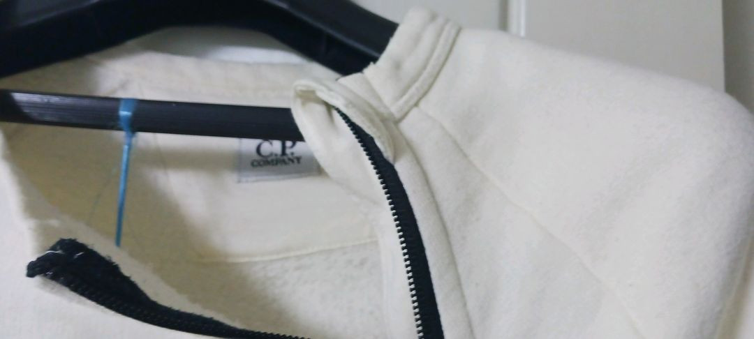 C P 컴퍼니렌즈 맨투맨--4