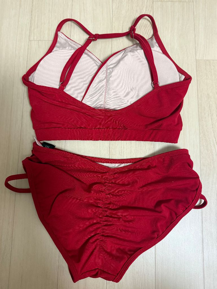 폴핏폴웨어 카민홀리데이 레드s--1