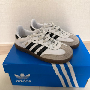 아기 운동화 아디다스 삼바 화이트 135