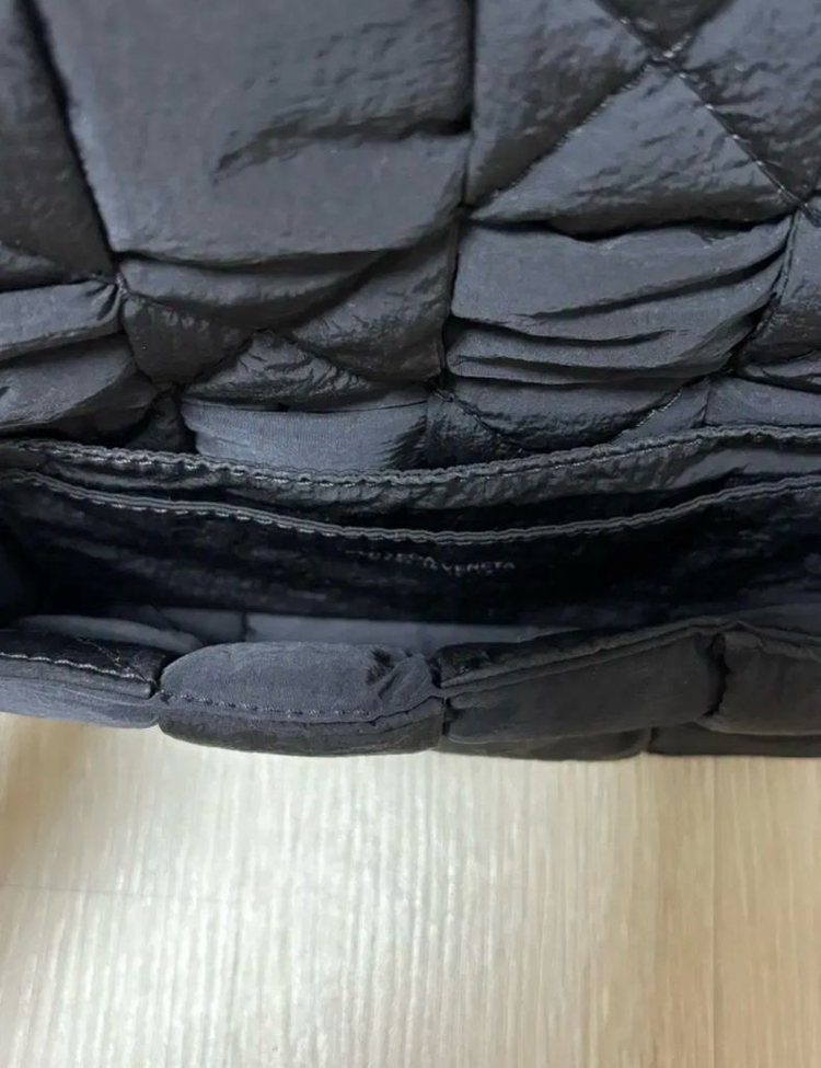 보테가 베네타 패딩 카세트 벨트백--1