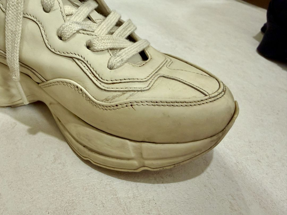 구찌 라이톤 여성 235--7