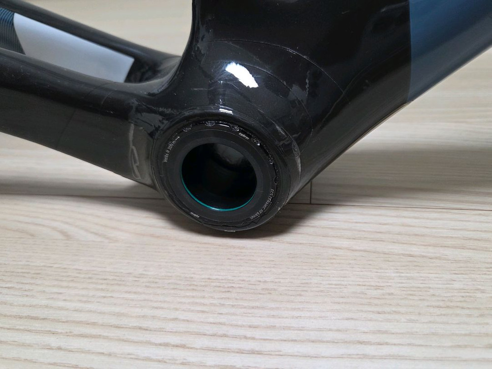 포커스 이자르코맥스 2023년식 프레임 54사이즈 이미지