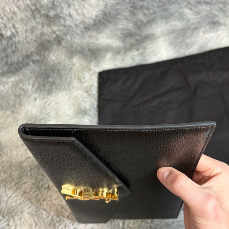 입생로랑 업타운 클러치 금장--3