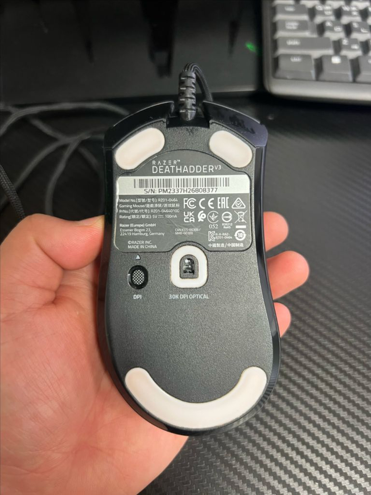 레이저 Razer DeathAdder V3 유선 판매합니다.--3