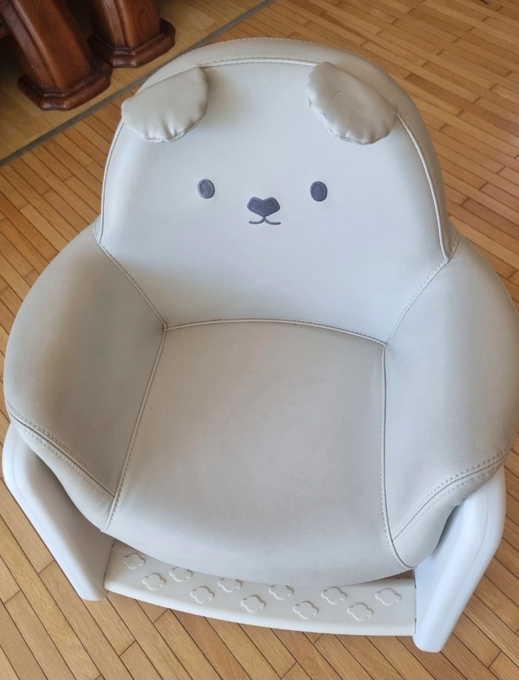 아기 의자 이미지