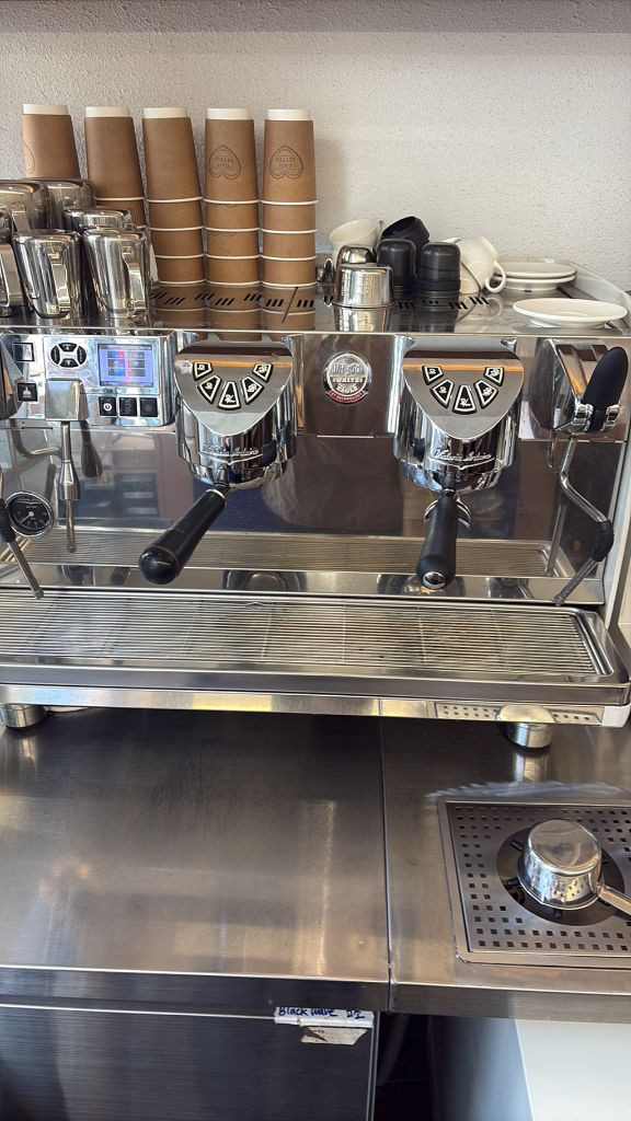 빅토리아 화이트 이글 T3 gr2 23년식 커피머신--0