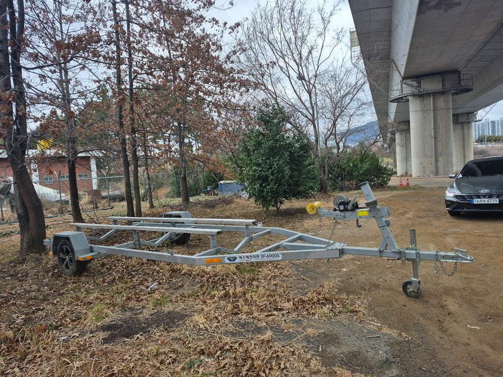 낚시보트 트레일러 이미지