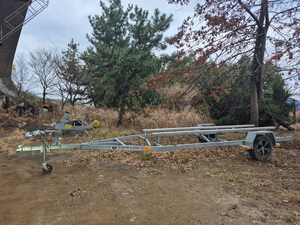 낚시보트 트레일러 이미지