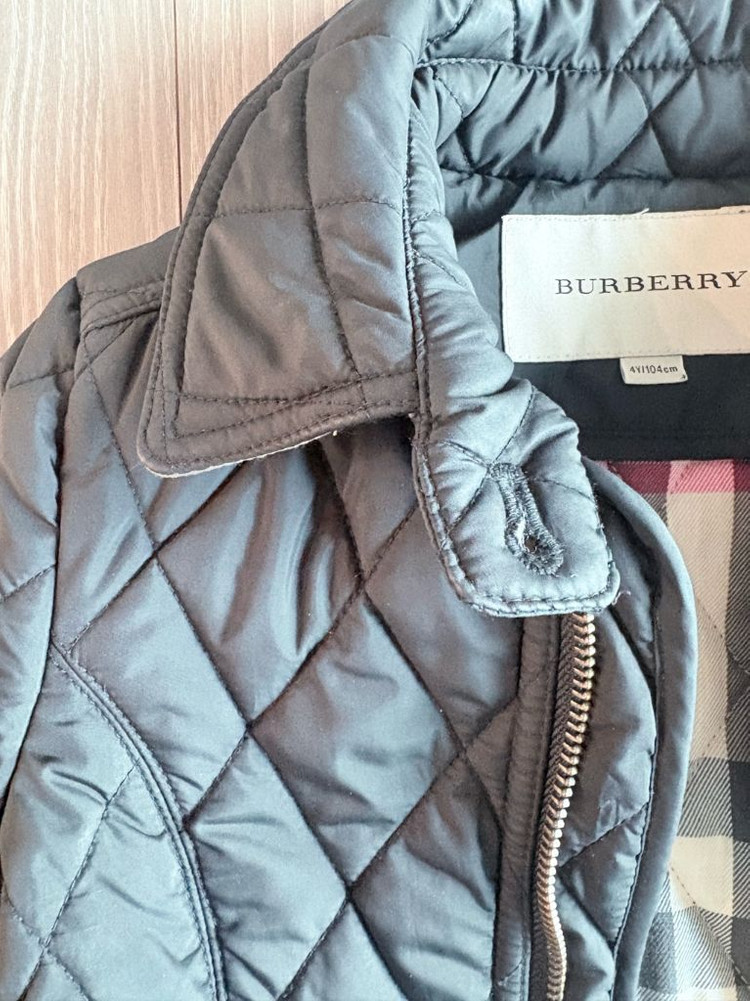 버버리키즈 여아 퀼팅자켓 4Y(24개월 전후 추천)--1