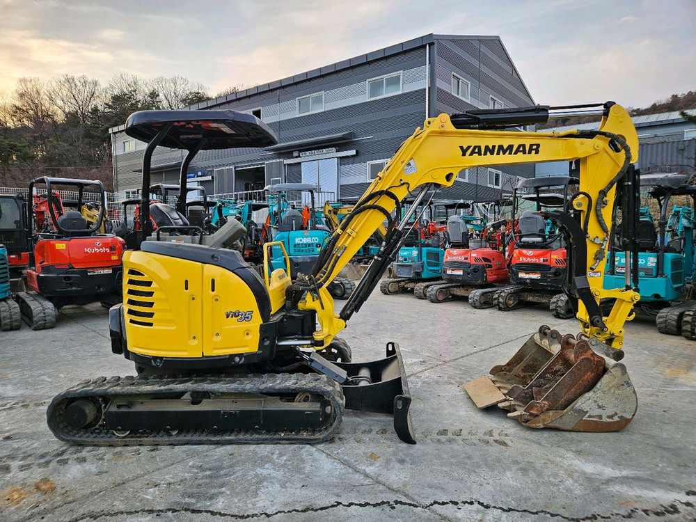 중고 굴삭기 미니 VIO35 집게장착 15년식 경정비완료 이미지