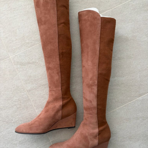 [새상품] 스튜어트와이츠먼 부츠, 카멜 부츠, 브라운 부츠, 스웨이드 부츠, 니하이부츠, 웨지부츠 이미지