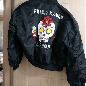 아티스트 콜라보 봄버 자켓