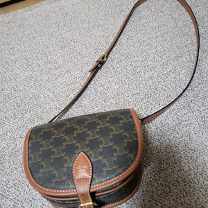 셀린느 미니크로스백