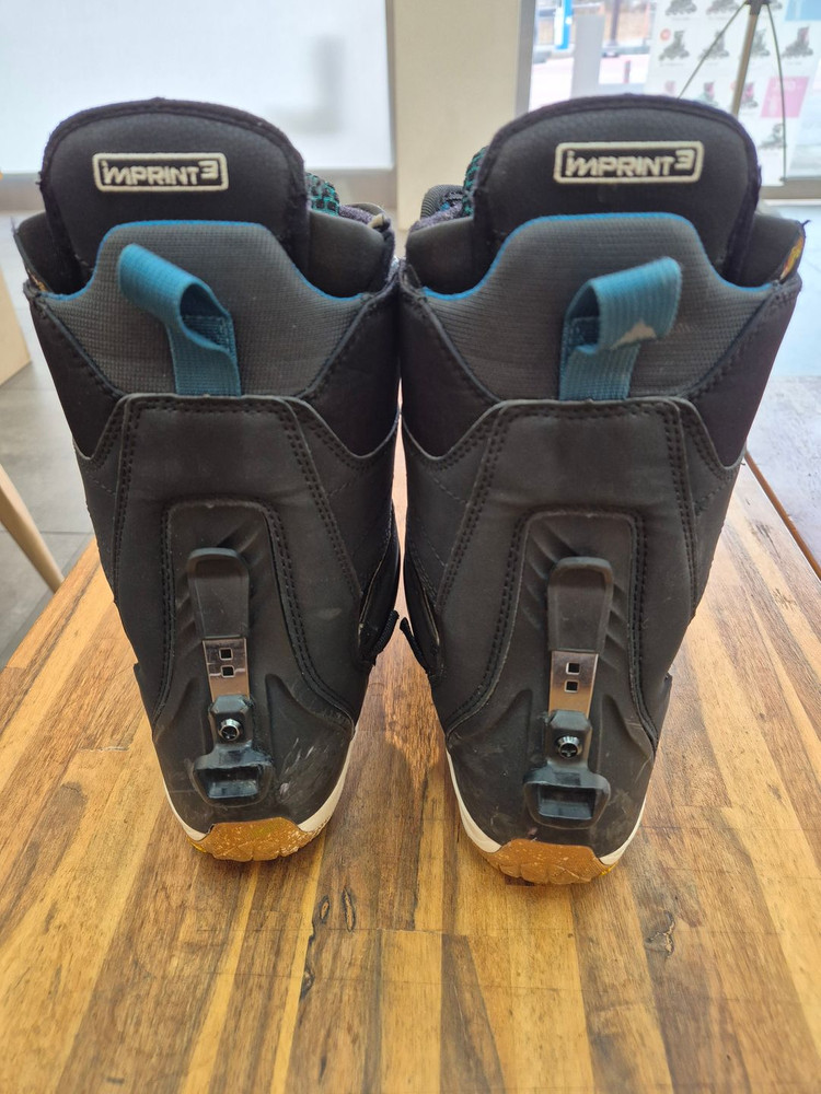 버튼 펠릭스 스텝온 보아 부츠 230 팝니다--3