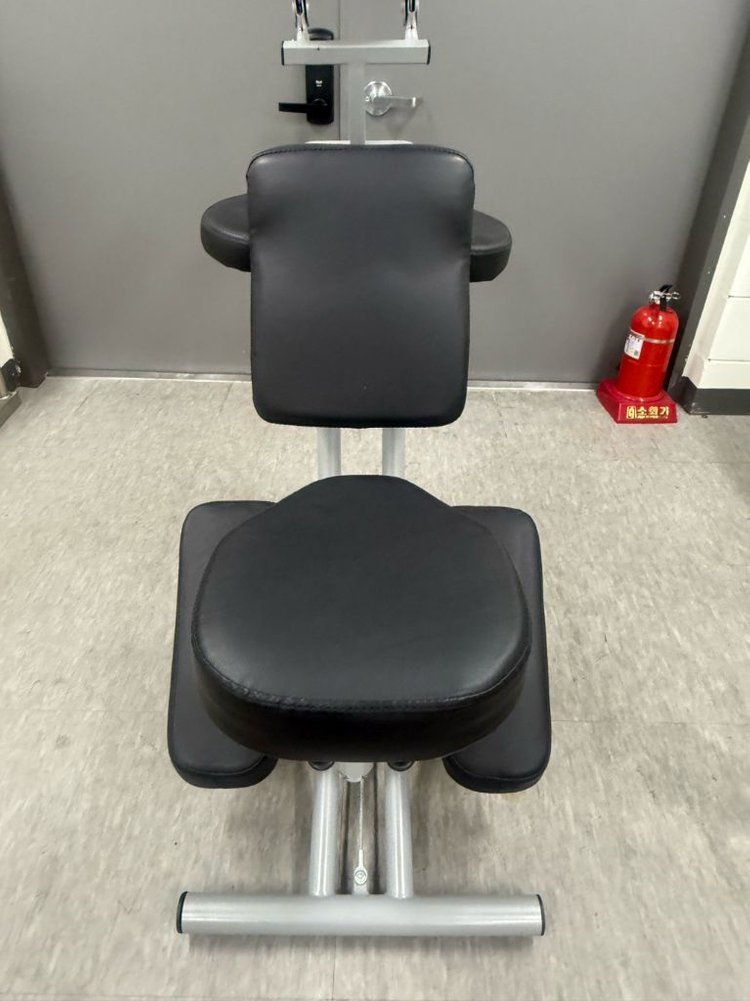 시술 타투 체어 중고 이미지