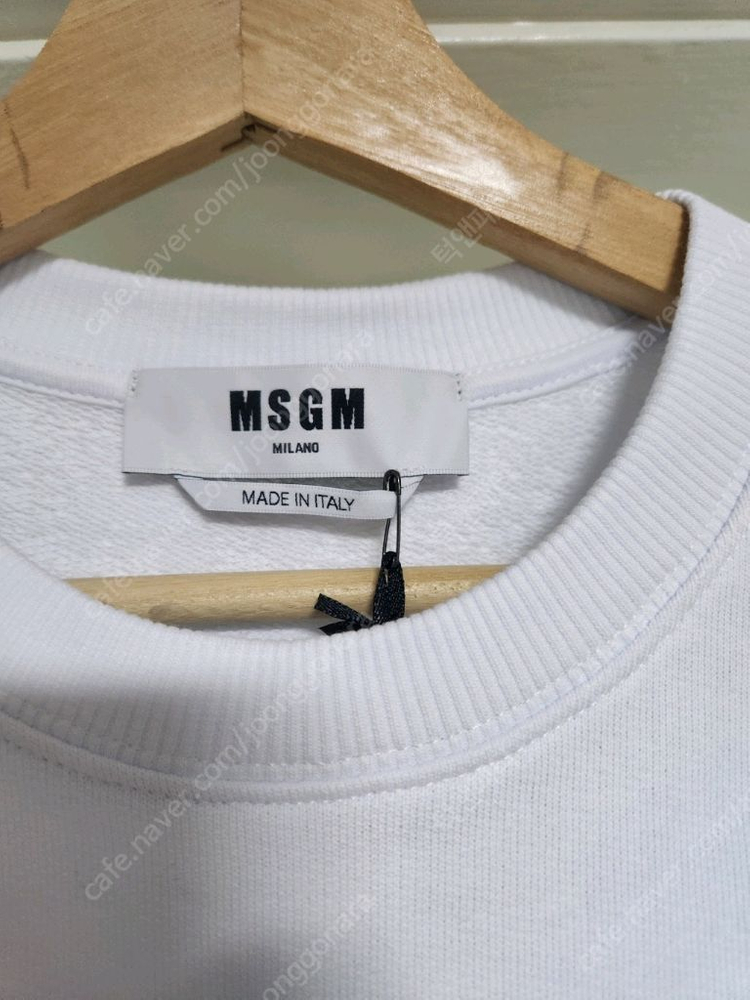 새상품/msgm 티셔츠--2