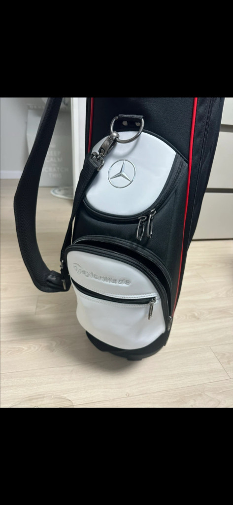 벤츠 테일러메이드 콜라보 골프백+연습용 골프채+골프공 이미지