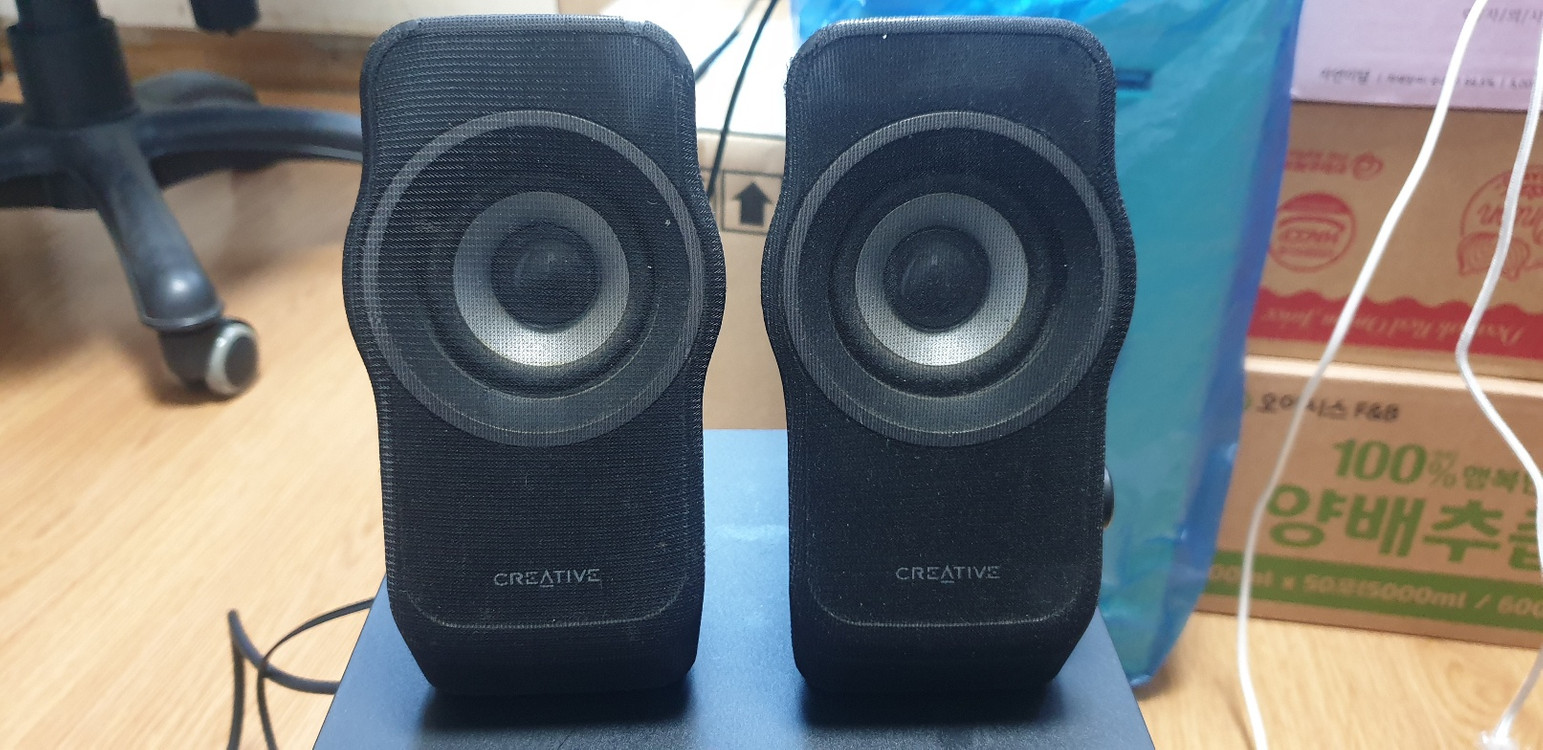 크리에이티브 2.1채널 스피커--2