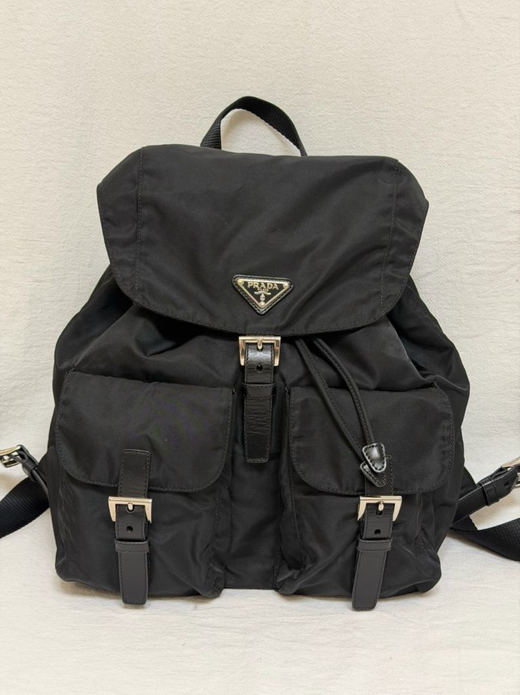 정품 프라다 포코노 나일론 투포켓 백팩 블랙 미디움--5