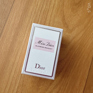 디올 향수 미스디올 블루밍부케 5ml 국문택