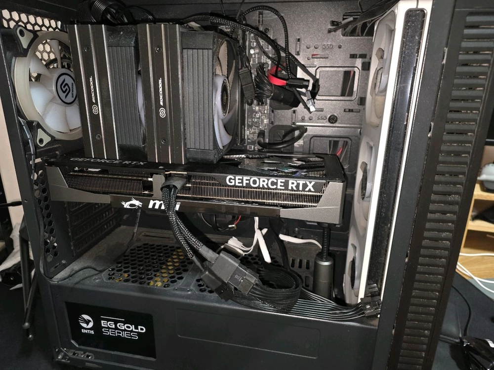 컴퓨터 본체 i7-13700K 5070 64gb 이미지
