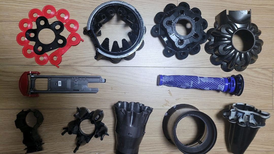 깨끗하게 세척한 다이슨 무선 청소기 V8(33분 연속동작)--7