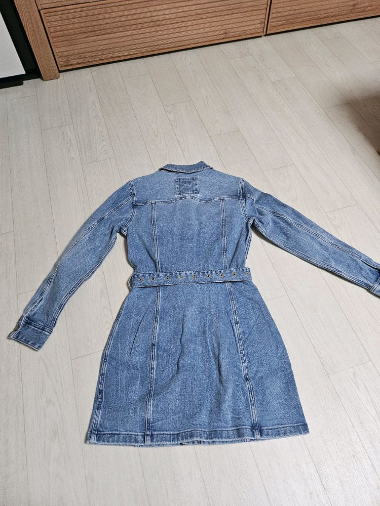 [새상품] 마이클코어스 벨티드 데님 미니 원핏xs사이즈--4