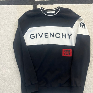 지방시 로고 맨투맨 이미지