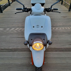 필립스 모두나와 전기오토바이