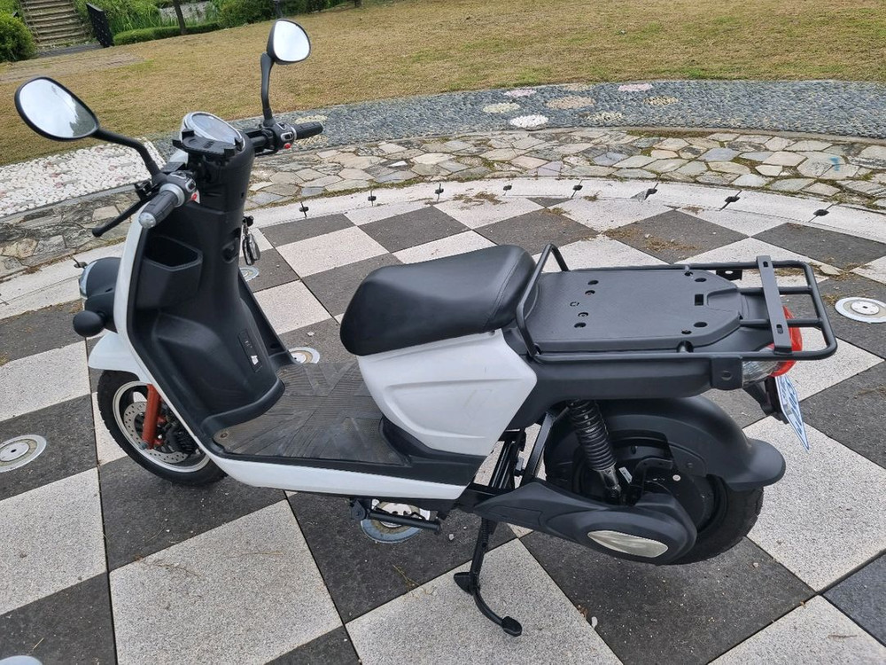 필립스 모두나와 전기오토바이--3