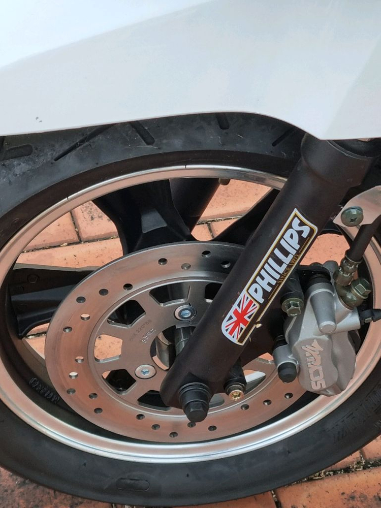 필립스 모두나와 전기오토바이--7