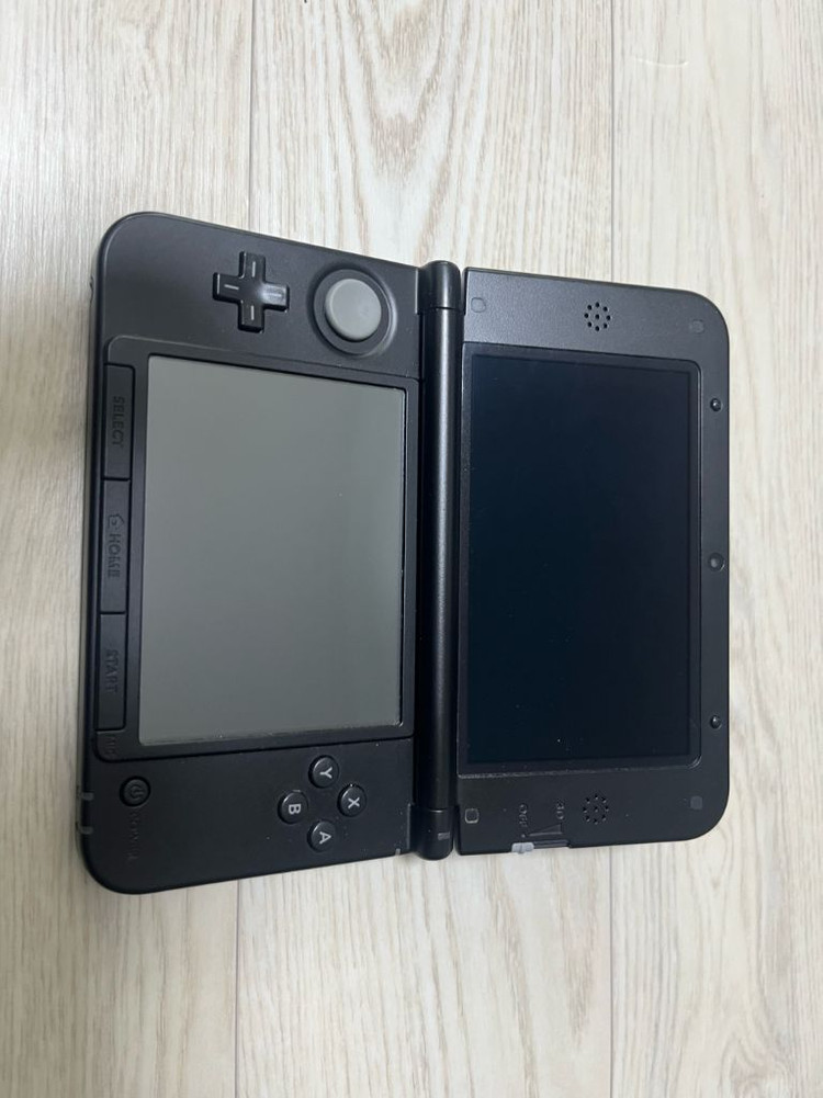 닌텐도 3ds xl 구큰다수 팝니다--3