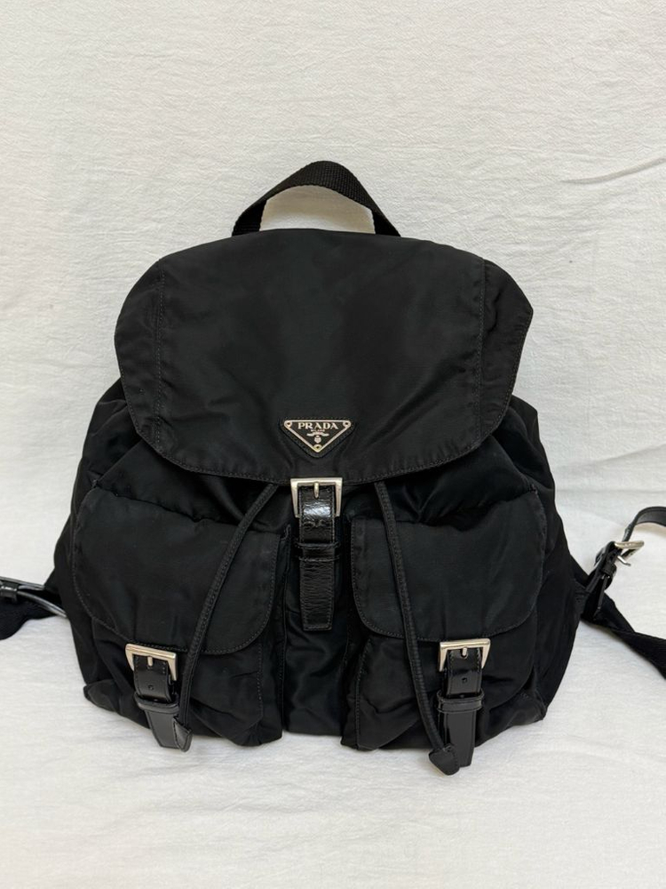 정품 프라다 포코노 나일론 미디움 백팩 블랙--7