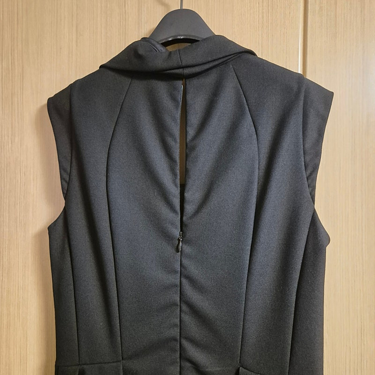 TIME 블랙 원피스--3