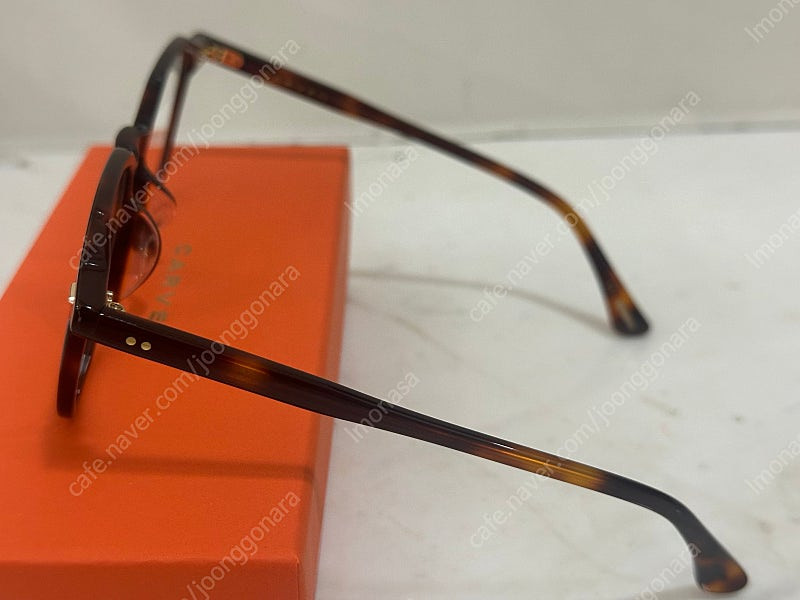 까르뱅 훌라 HOLLA/C6 딥레오파드 뿔테 현빈 안경 판매합니다.(새상품 / 케이스O) 이미지