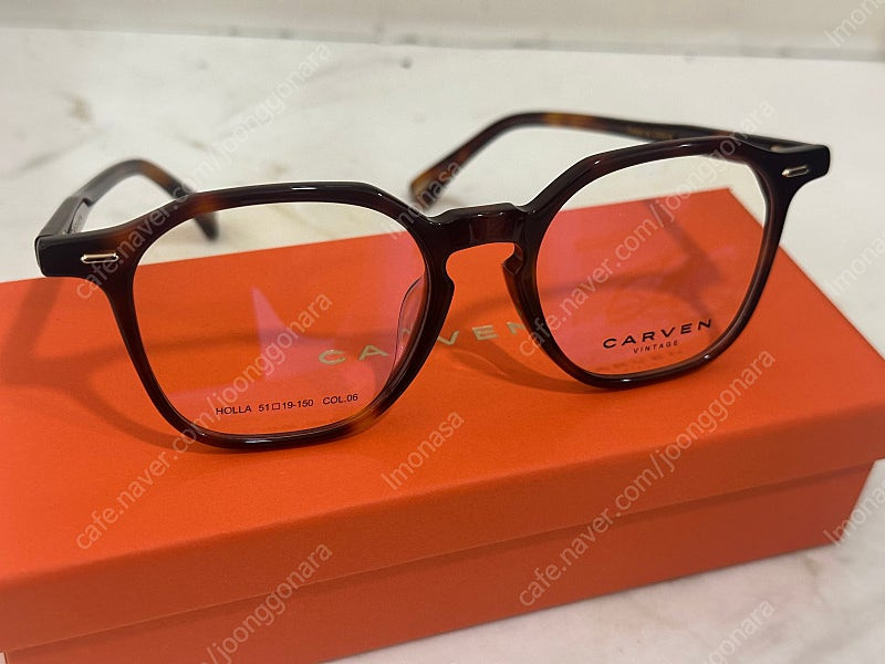 까르뱅 훌라 HOLLA/C6 딥레오파드 뿔테 현빈 안경 판매합니다.(새상품 / 케이스O) 이미지