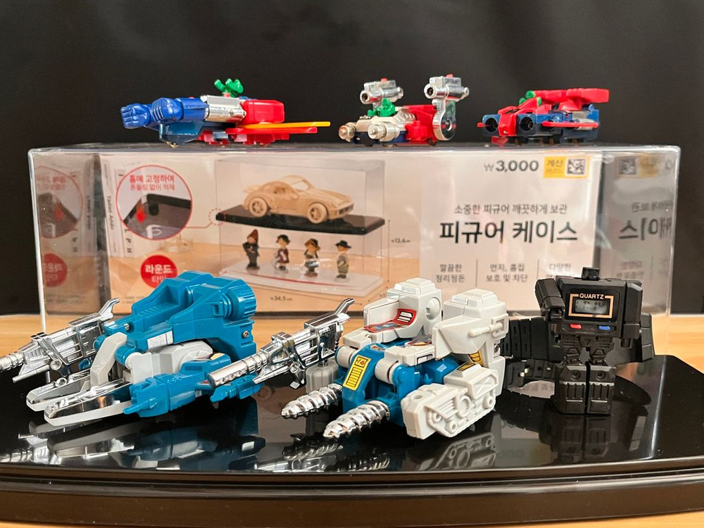 다이아클론 시리즈 변신로봇 피규어 세트--2