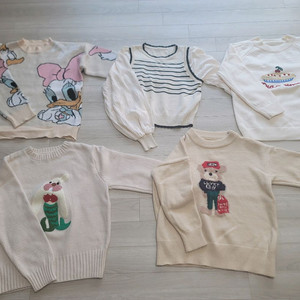 여성 캐릭터 니트 스웨터 세트