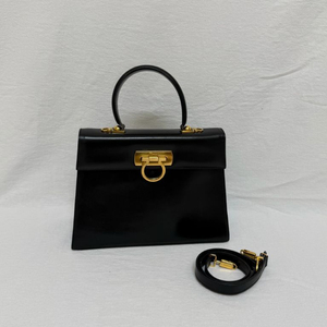 페라가모 간치니 블랙 켈리백 토트백 차정원백