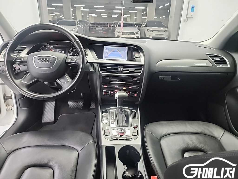 [아우디]뉴 A4 2.0 TDI 콰트로 다이나믹 (5인승) #2026년특가--6