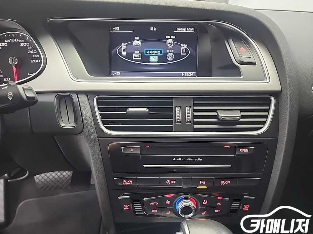 [아우디]뉴 A4 2.0 TDI 콰트로 다이나믹 (5인승) #2026년특가--9
