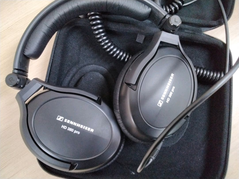 Sennheiser HD-380 Pro 젠하이져 hd380 프로 부산 해운대--6