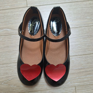 베베마루 하트몰드 구두 210