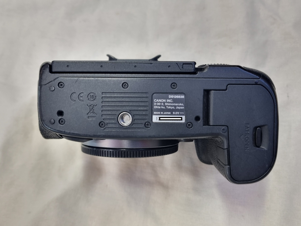 캐논 EOS R5 미러리스 카메라--2