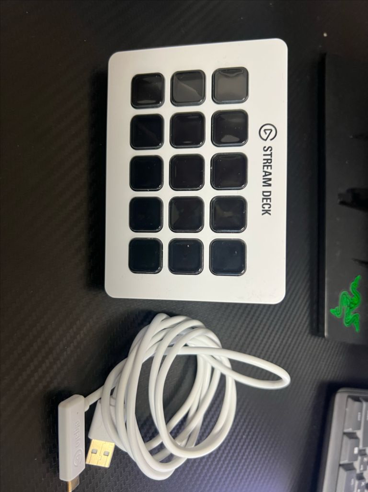 엘가토 스트림덱 MK2 화이트 판매합니다!--1