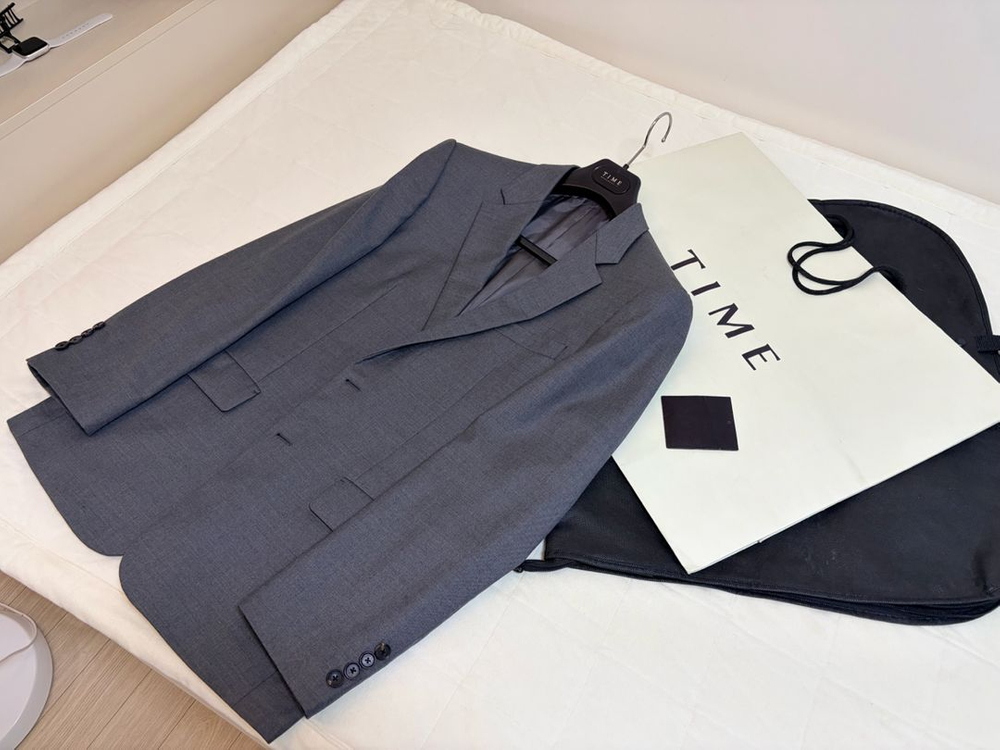 타임옴므 모100% 그레이컬러 자켓 48(100)사이즈 블레이저--1