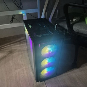 7800X3D RTX 5070 영상편집 게이밍 본체