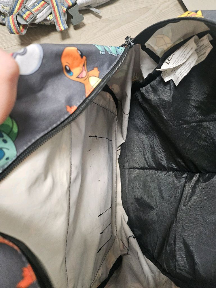 스타워즈 & 포켓몬 백팩 2개--2