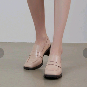 VW베라왕 소가죽 로퍼(235) ㅡ새제품 이미지