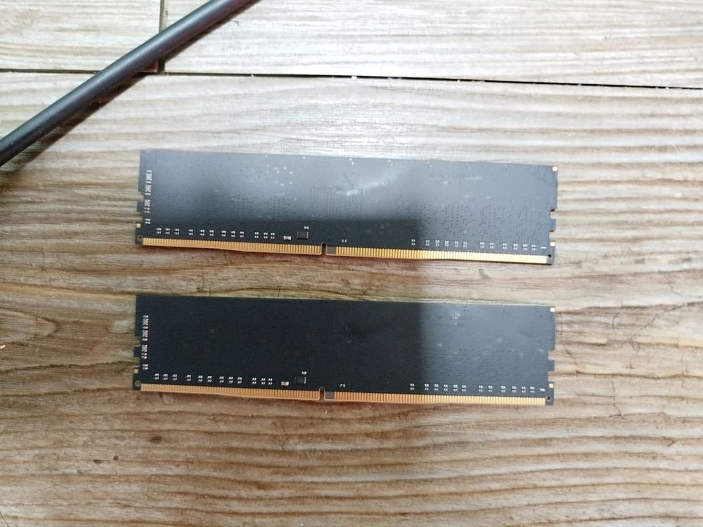 Essencore DDR4 8GB 3200MHz 메모리 2개 세트 전주시--1